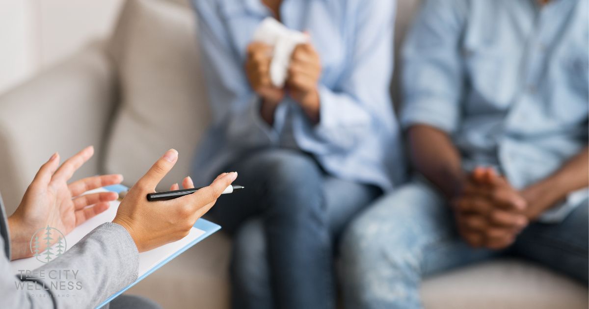 How to find a good marriage counselor, photo of couple in counseling together